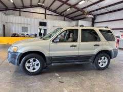 2005 FORD Escape