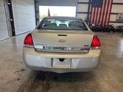 2011 CHEVROLET Impala
