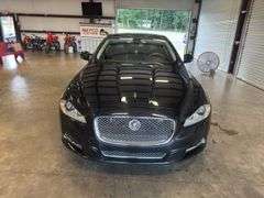 2011 JAGUAR XJ