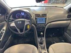 2017 HYUNDAI Accent