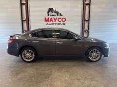 2011 NISSAN Maxima