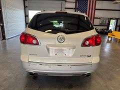 2011 BUICK Enclave