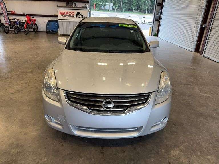 2012 NISSAN Altima