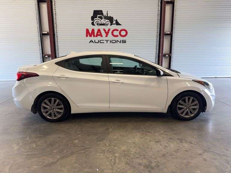 2015 HYUNDAI Elantra