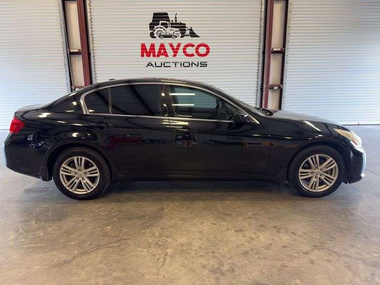2010 INFINITI G37