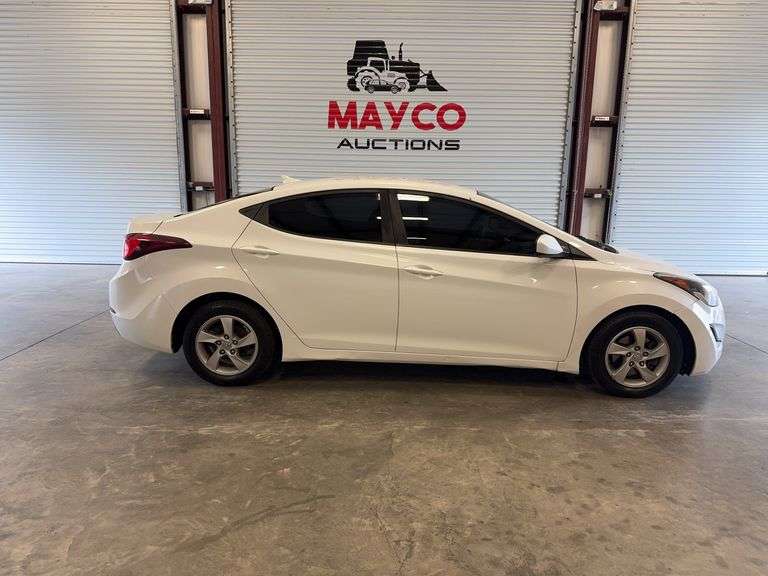 2015 HYUNDAI Elantra
