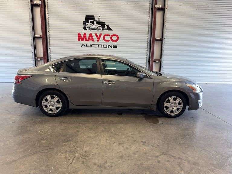 2015 NISSAN Altima