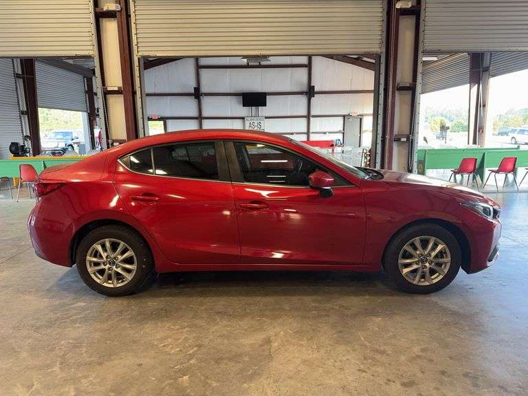 2016 MAZDA Mazda3