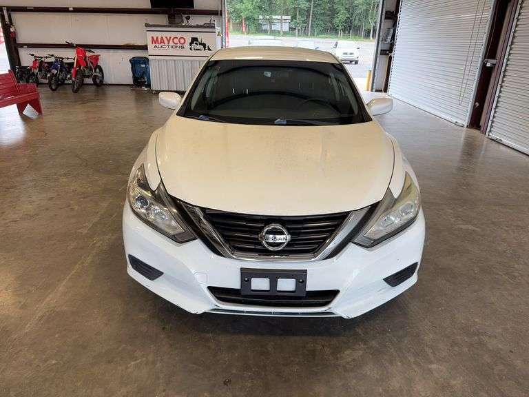 2016 NISSAN Altima