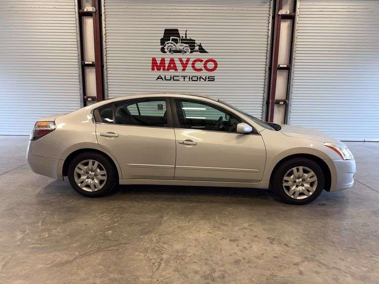 2012 NISSAN Altima