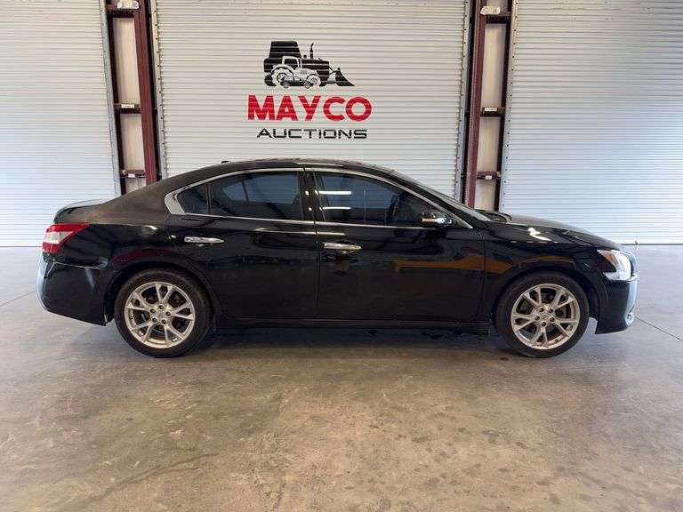 2014 NISSAN Maxima