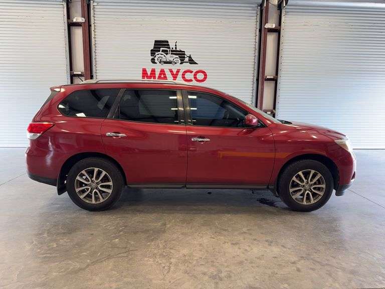 2013 NISSAN Pathfinder