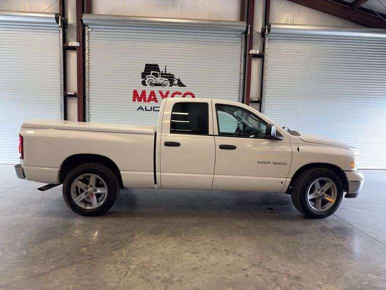 2004 DODGE Ram