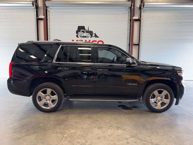 2016 CHEVROLET Tahoe