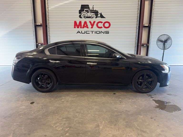 2012 NISSAN Maxima