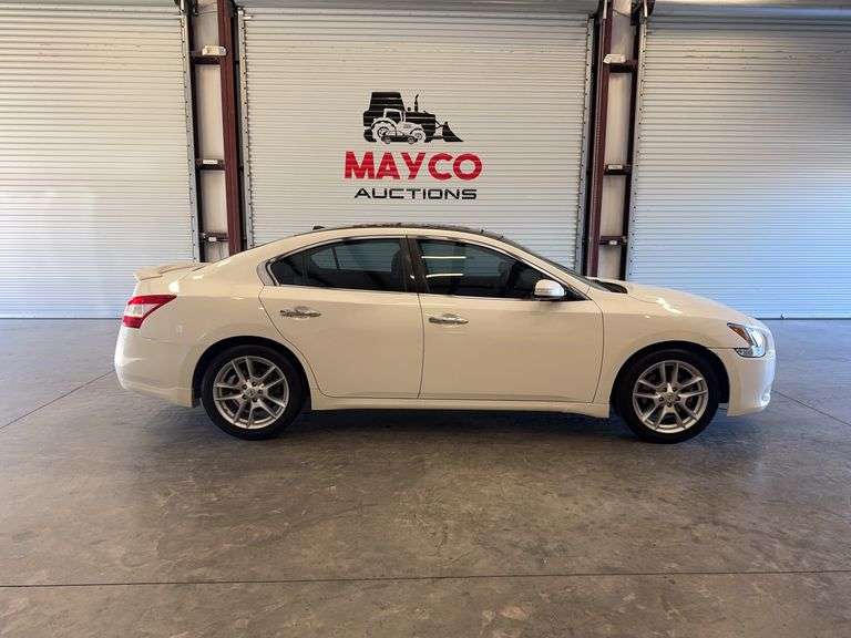 2011  NISSAN  Maxima
