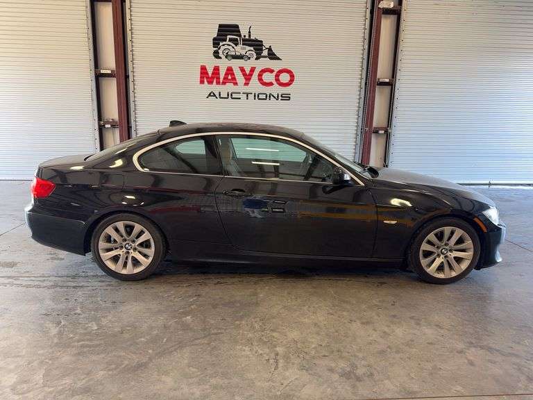 2012  BMW  328i