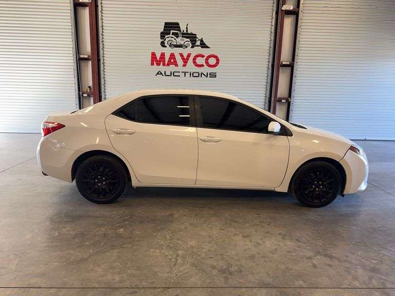 2014 TOYOTA Corolla