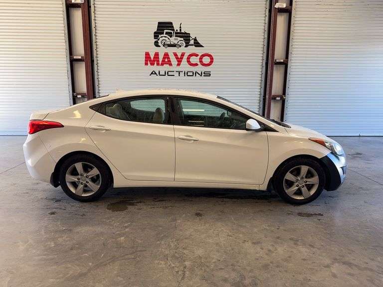 2013  HYUNDAI  Elantra