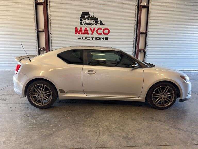 2012  TOYOTA  Scion tC