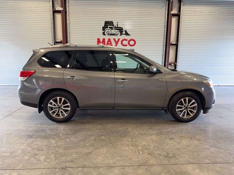2015 NISSAN Pathfinder