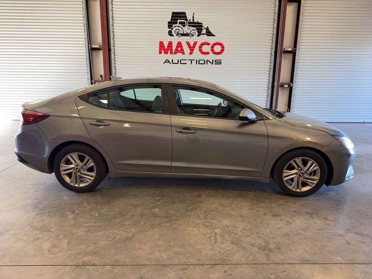 2019  HYUNDAI  Elantra