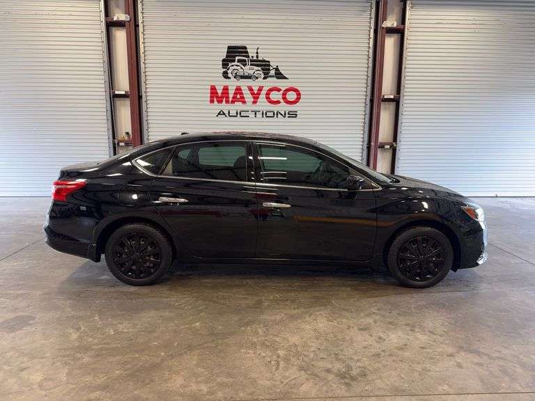 2016 NISSAN Sentra