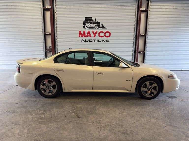 2005  PONTIAC  Bonneville