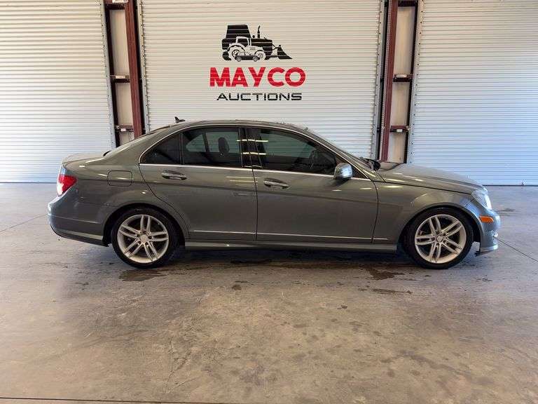 2012  MERCEDES-BENZ  C-Class