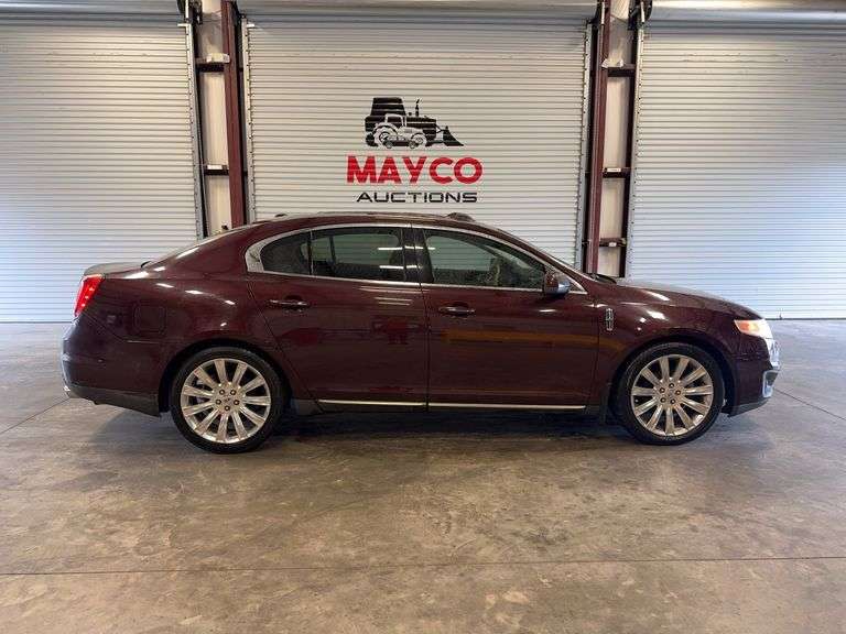 2010 LINCOLN MKS