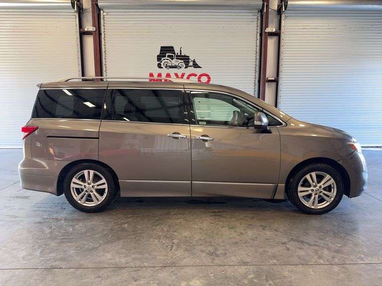 2015  NISSAN  Quest