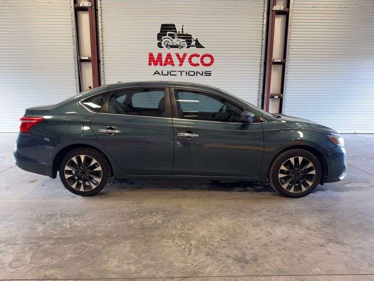 2016 NISSAN Sentra