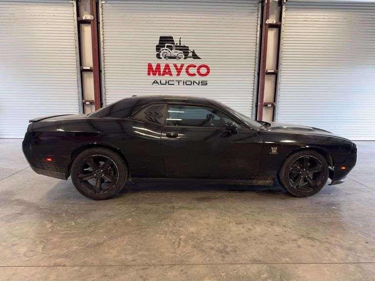 2017  DODGE  Challenger