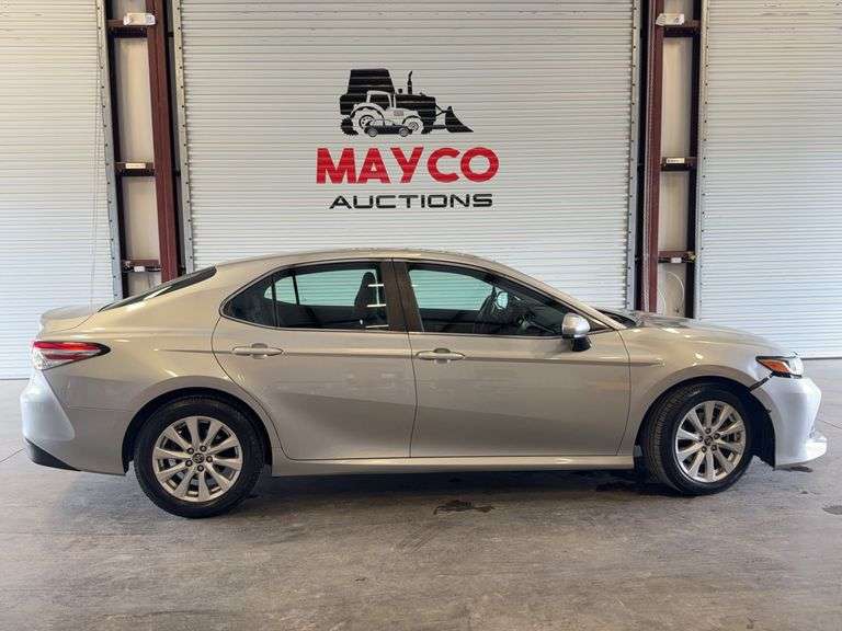 2018  TOYOTA  Camry