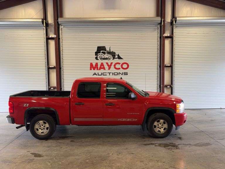 2011  CHEVROLET  Silverado