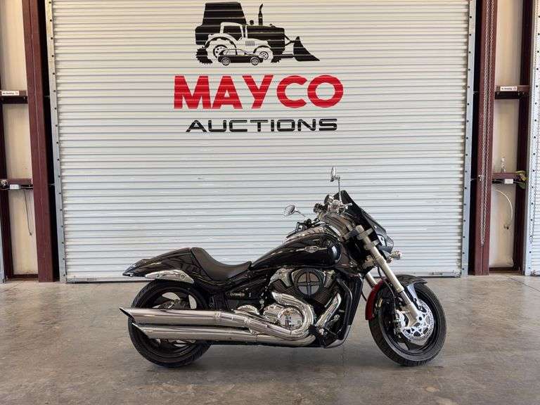 2011  SUZUKI  VZR1800L/VZR1800ZL