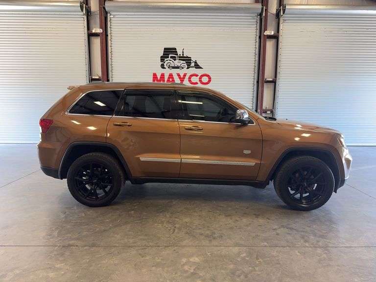 2011  JEEP  Grand Cherokee
