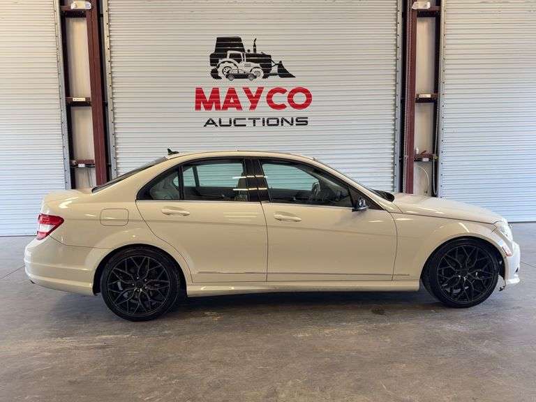2010  MERCEDES-BENZ  C-Class