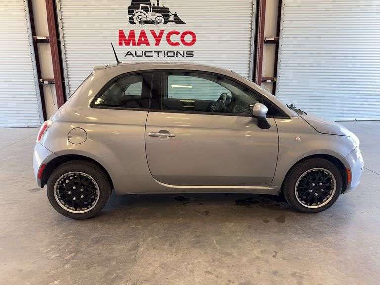 2015  FIAT  500