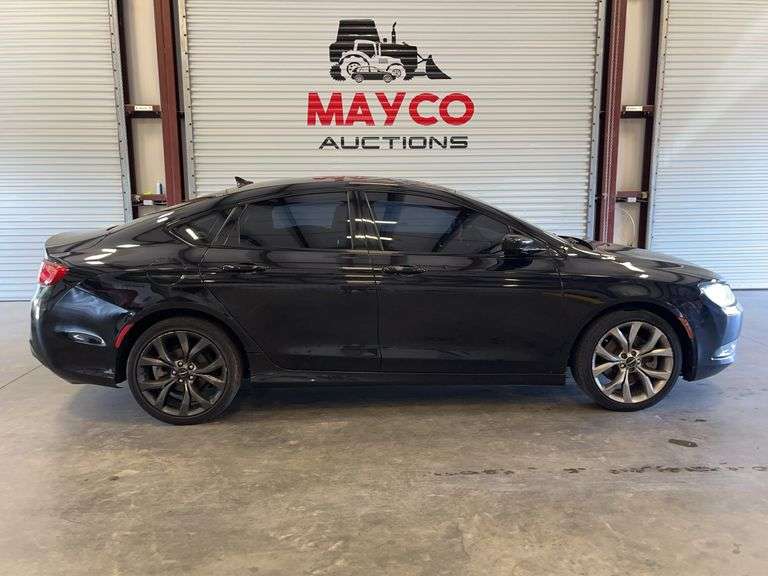 2015  CHRYSLER  200