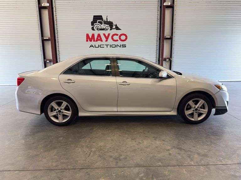2014  TOYOTA  Camry