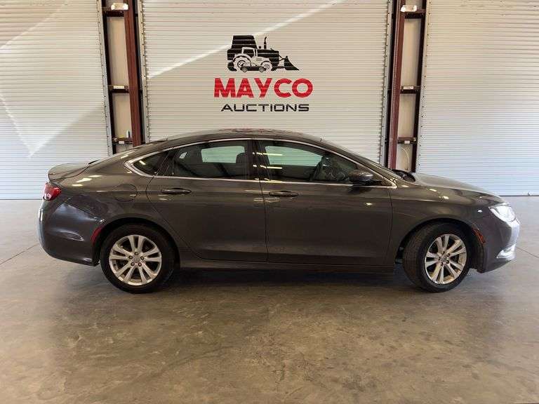 2015 CHRYSLER 200