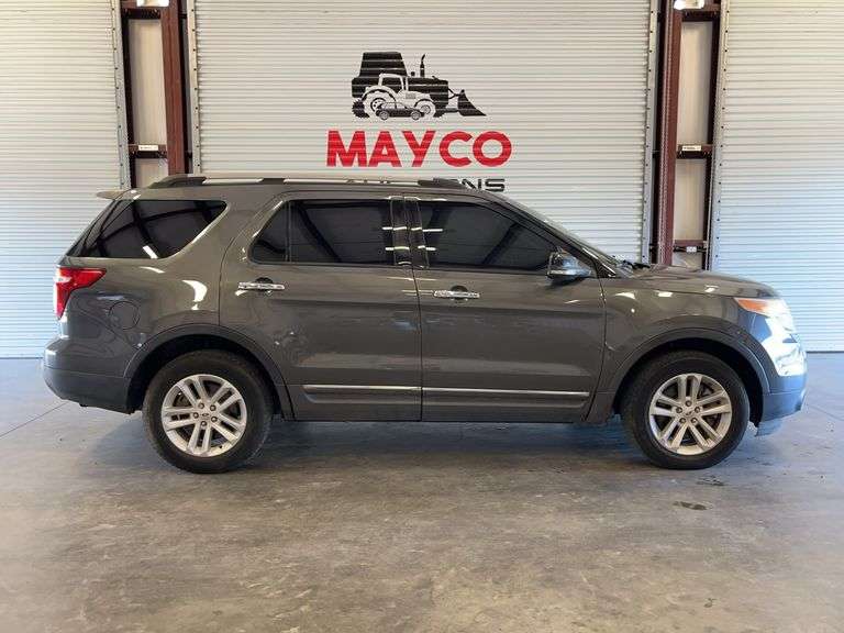 2015  FORD  Explorer