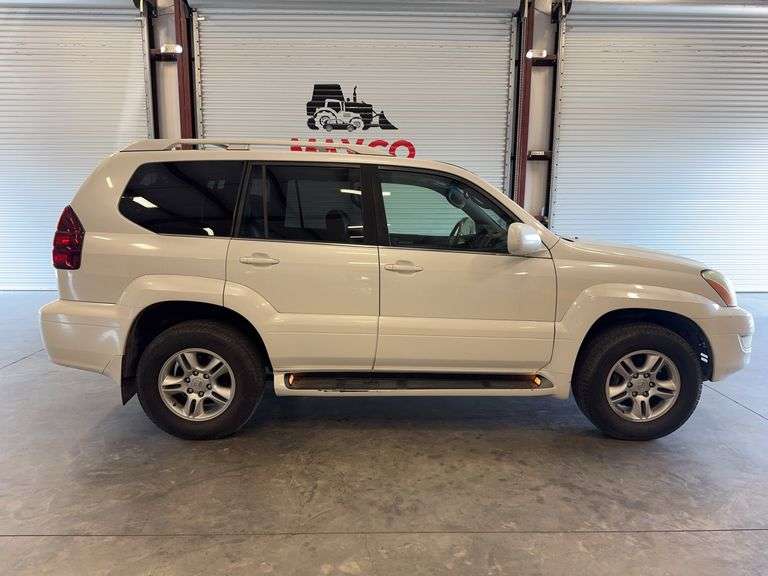 2004  LEXUS  GX