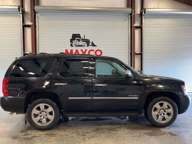 2014 CHEVROLET Tahoe
