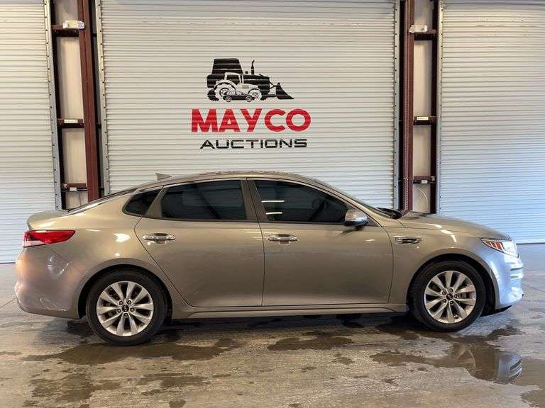 2017 KIA Optima