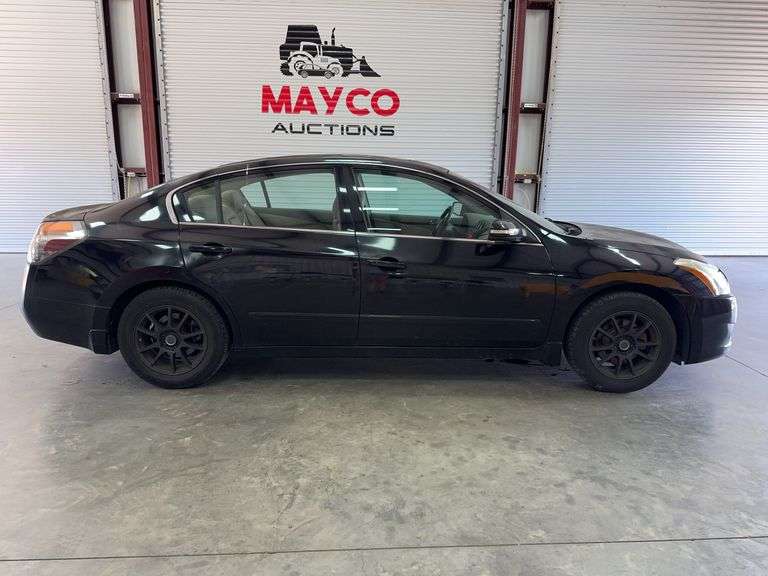2010  NISSAN  Altima