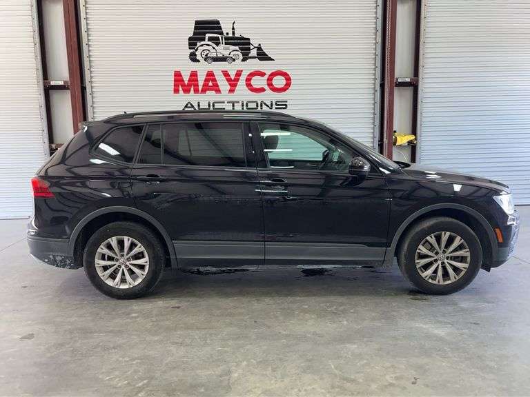 2020  VOLKSWAGEN  Tiguan