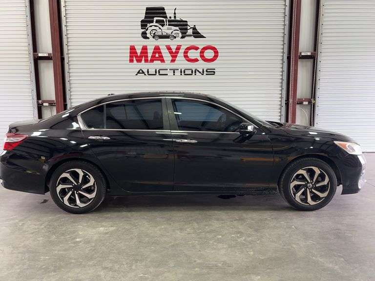 2017  HONDA  Accord