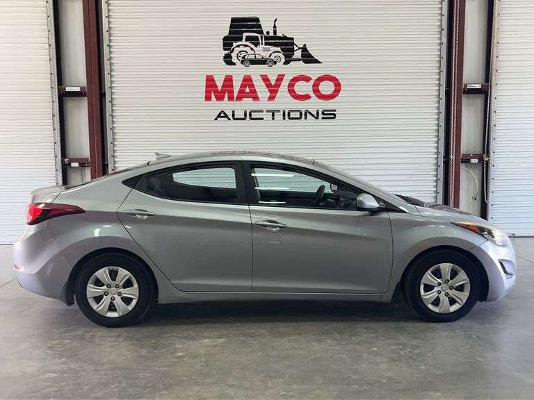 2016 HYUNDAI Elantra